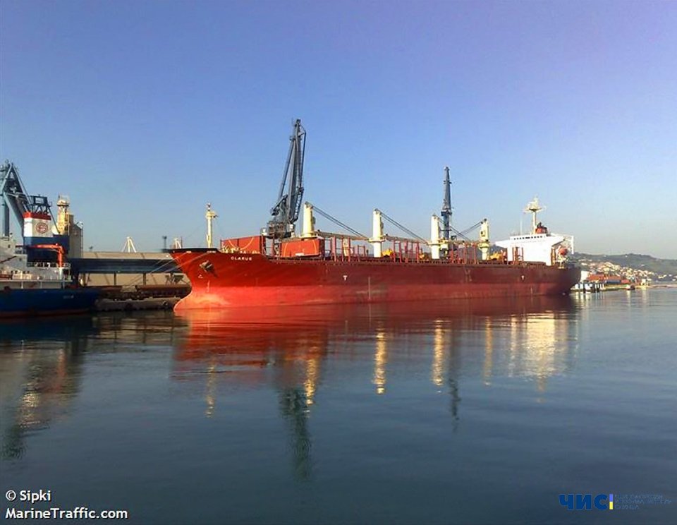 В порт «Черноморск» прибыло швейцарское судно, подвергшееся нападению нигерийских пиратов