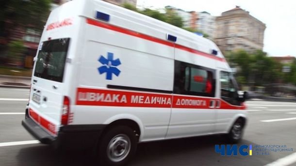 Двое жителей Черноморска получили серьезные травмы, защищая девушку от хулигана