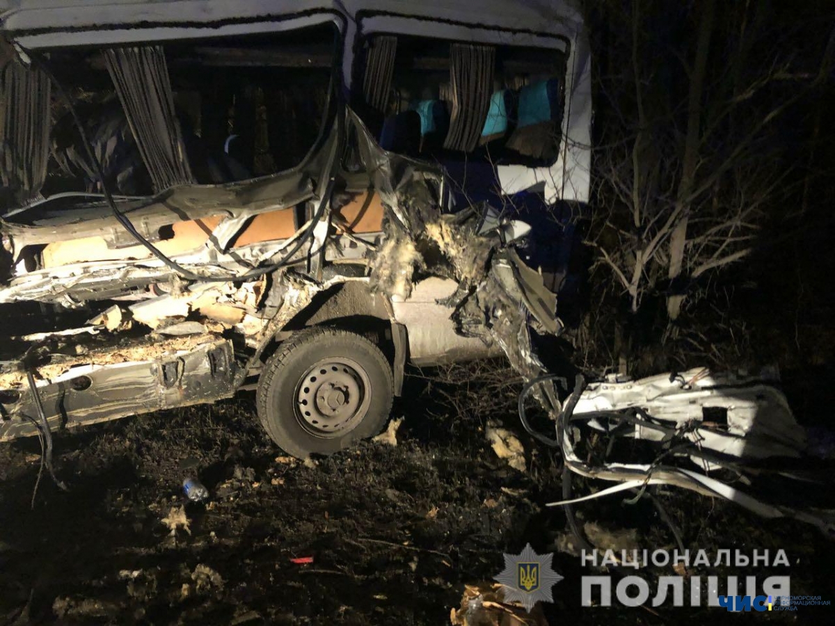 Жуткое ДТП на трассе Одесса-Черноморск: погибли 2 человека
