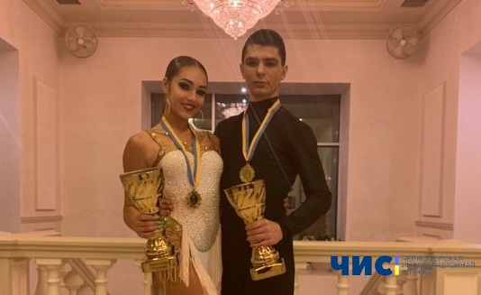 Жительница Черноморска стала чемпионкой Украины по бальным танцам