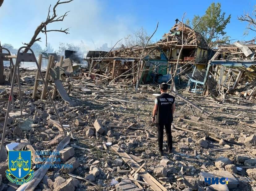 У Затоці окупанти знищили вщент 5 житлових будинків і 15 баз відпочинку