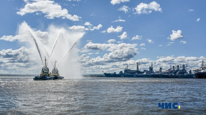 Ворожі війська вивели у Чорне море кораблі з ракетами