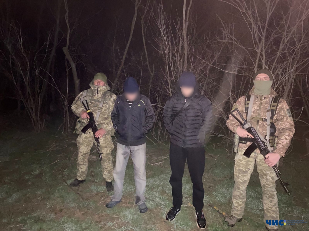 На Одещині зі стріляниною затримали чотирьох ухилянтів