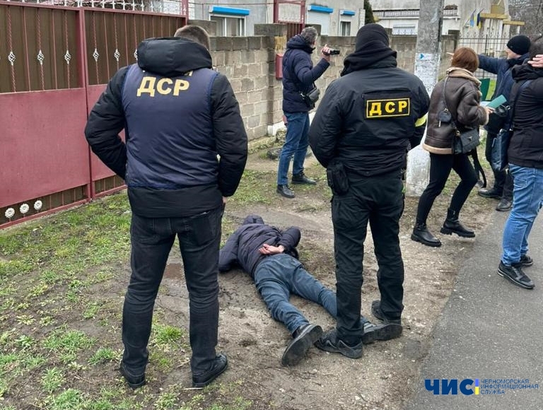У Чорноморську проведуть службове розслідування щодо факту корупції посадовцем Олександрівської селищної адміністрації