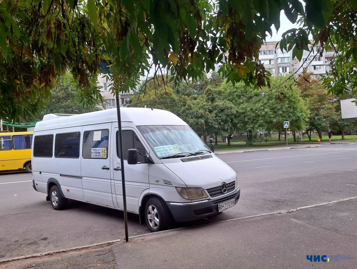 У Чорноморську громадський транспорт тимчасово змінює маршрути