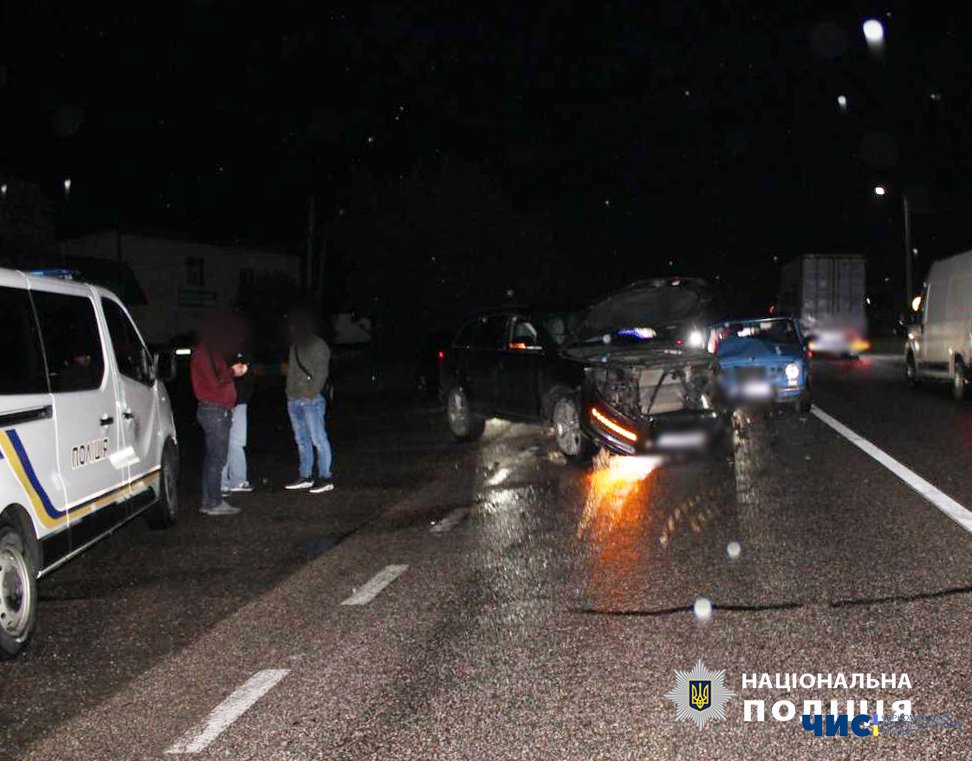 В Одеському районі сталась аварія, в якій постраждало 2 людей