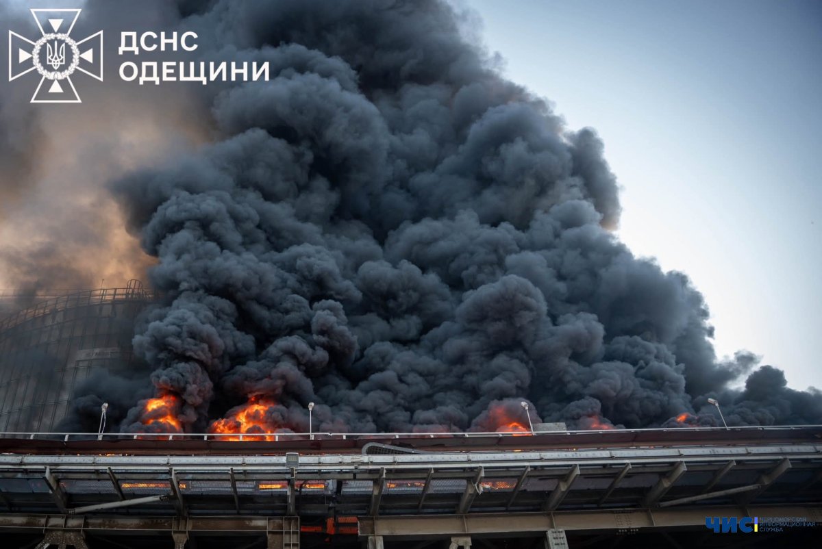 У суботу в порту "Чорноморськ" сталась масштабна пожежа