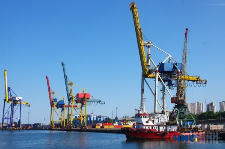 Доступ до причалів порту «Чорноморська» хочуть надати через Prozorro