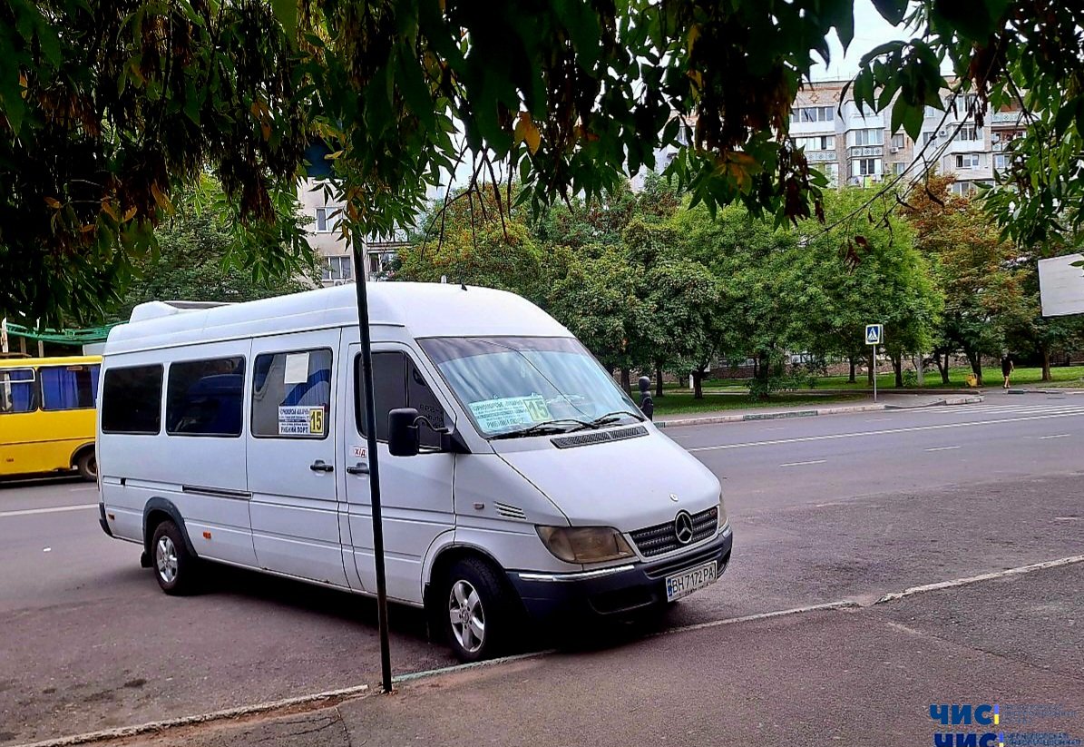 У Чорноморську змінюється розклад руху автобусного маршруту №15: не вистачає водіїв