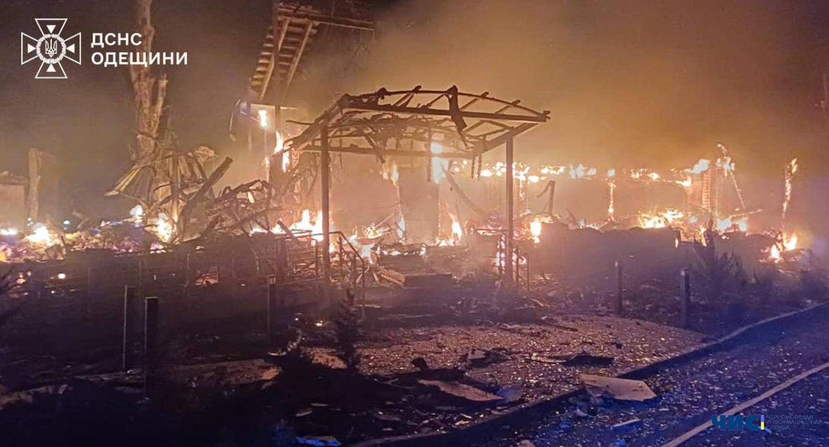 Уночі ворог вдарив по портовій інфраструктурі Чорноморська: є загиблі та поранені