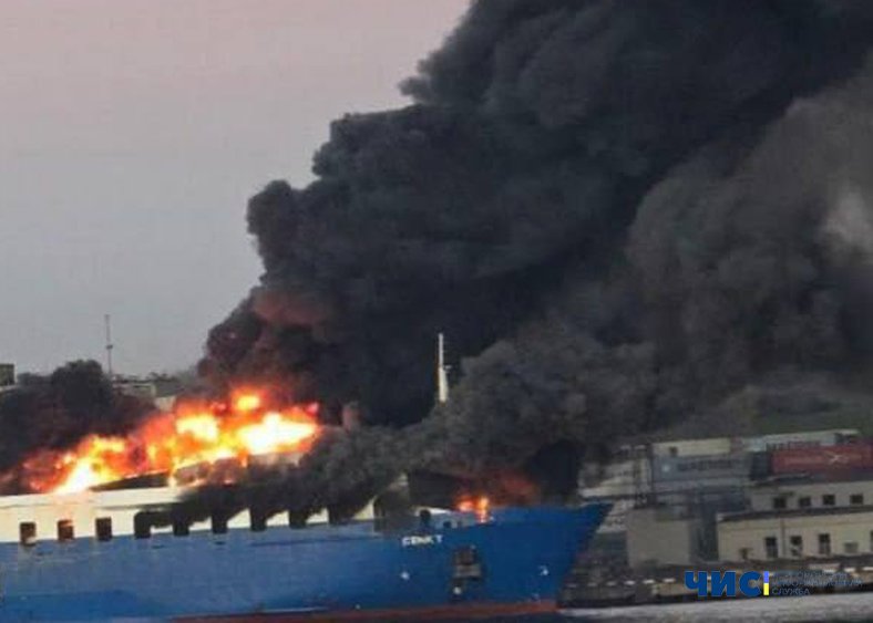 У п’ятницю ввечері у Чорноморську пролунали потужні вибухи: що відомо