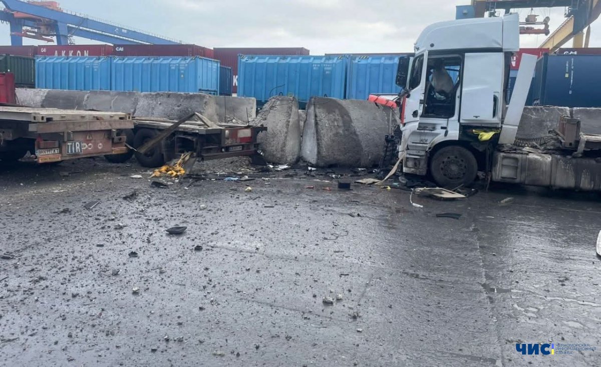 У середу ворог знову атакував порт "Чорноморськ": є постраждалі