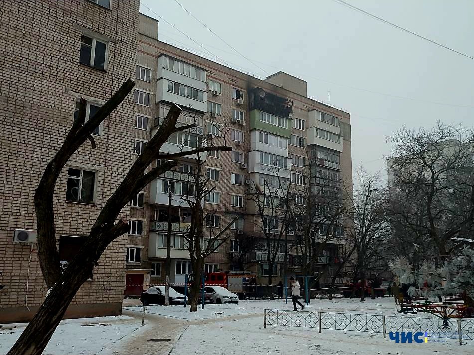 У Чорноморську шахед пошкодив багатоповерхівку: що відомо