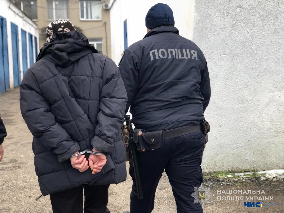 На Одещині жінка зарізала чоловіка