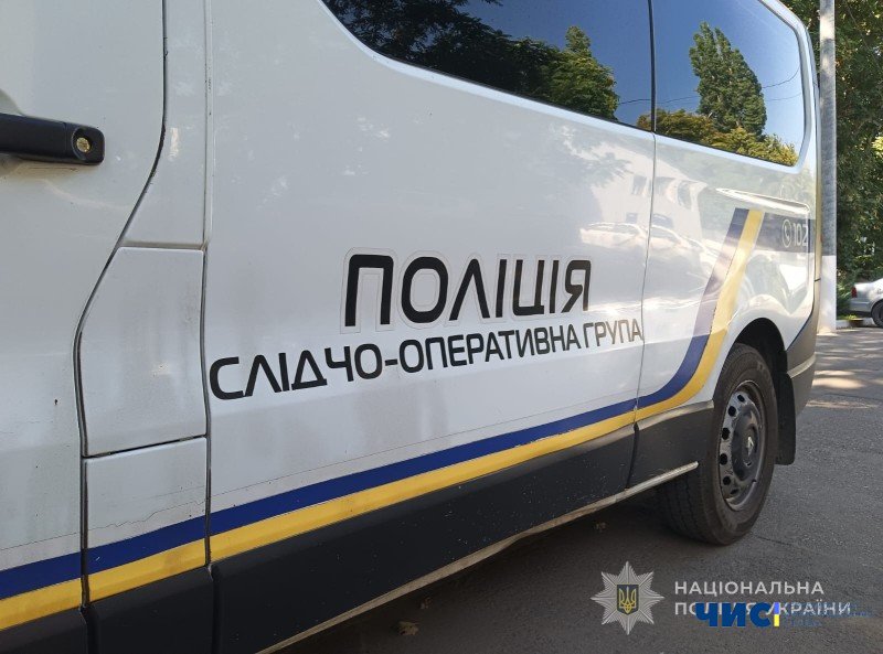 В Одесі 12-річна дівчинка вистрибнула з балкону 7 поверху